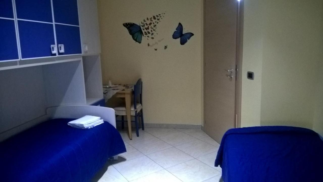 Scordia Butterfly Room מראה חיצוני תמונה